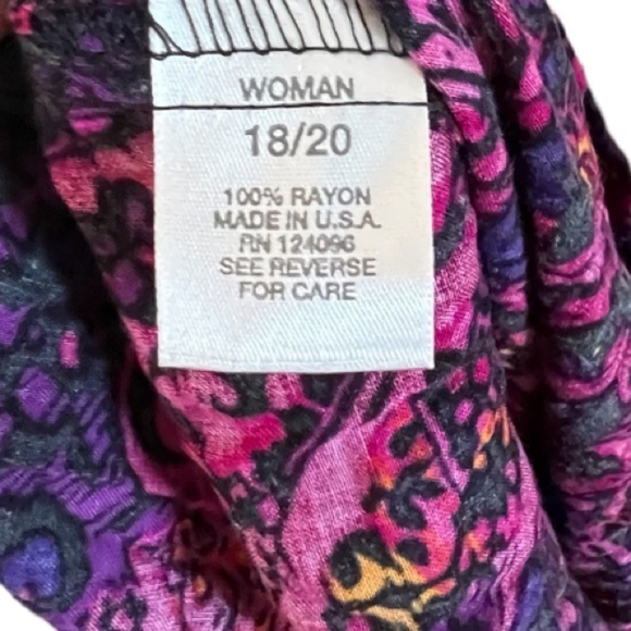 Dressbarn Top - Picture 6 of 6